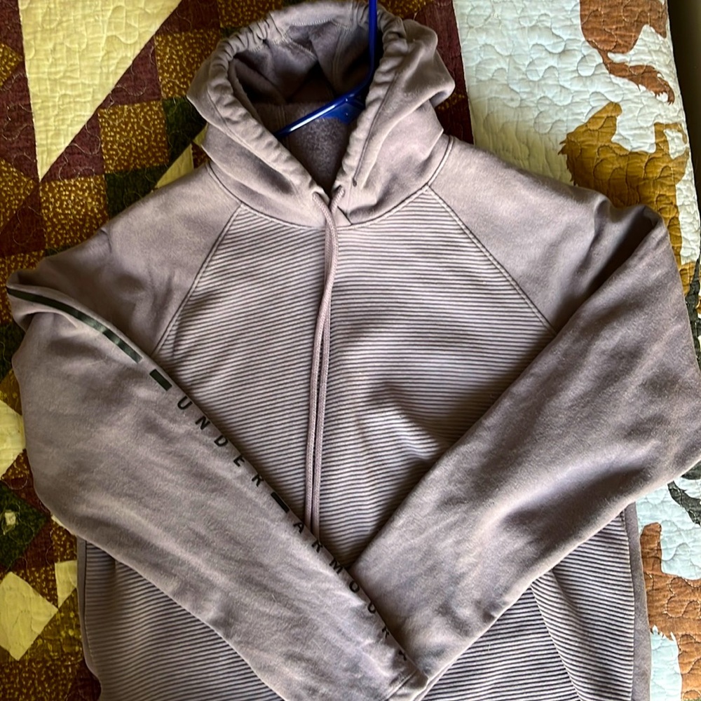 Under Armour sweatshirt